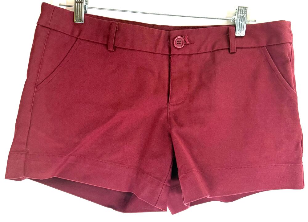 CLN Women's Red Front Flat Chino Shorts Size XL